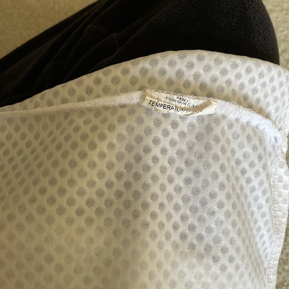 White Puma Short Sleeve Flowy Athletic Top - Picture 6 of 6